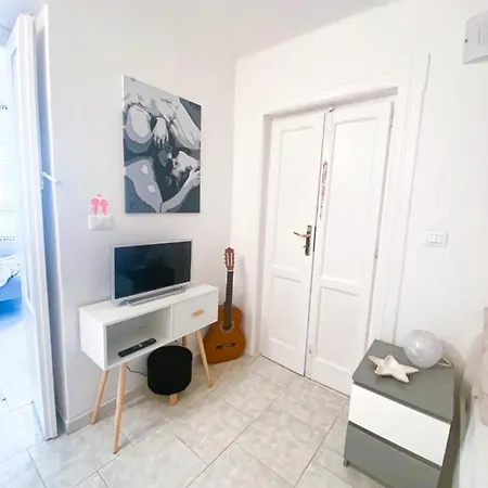 Antonia - Artistic Loft Close To The Center Apartman